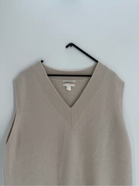 Cos V Neck 100% Cashmere Sleeveless Beige Minimalist Sweater Soft Vest